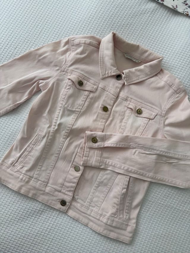 Cazadora vaquera rosa