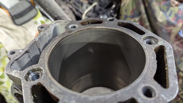 Cilindro ktm lc4 640 1999