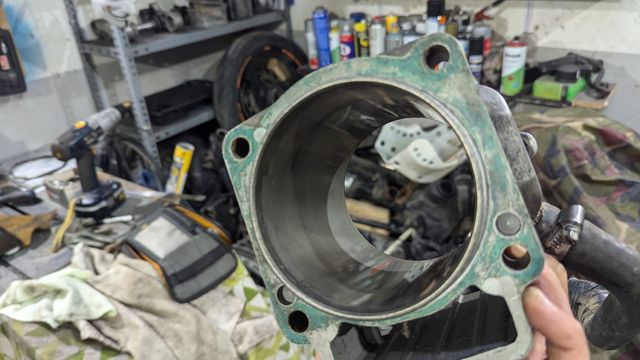 Cilindro ktm lc4 640 1999