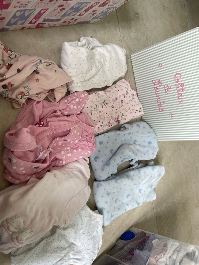 Lote ropa bebe de 0 a 4 meses