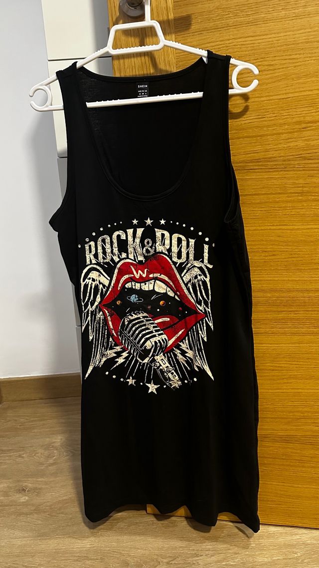 Vestido negro extremadamente comodo