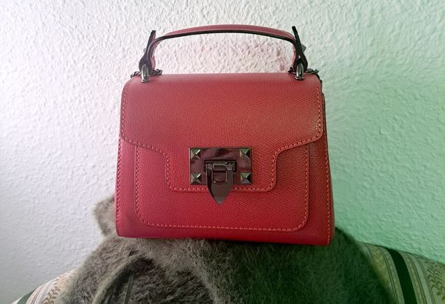 BOLSO DE PIEL ROJO OSCURO 