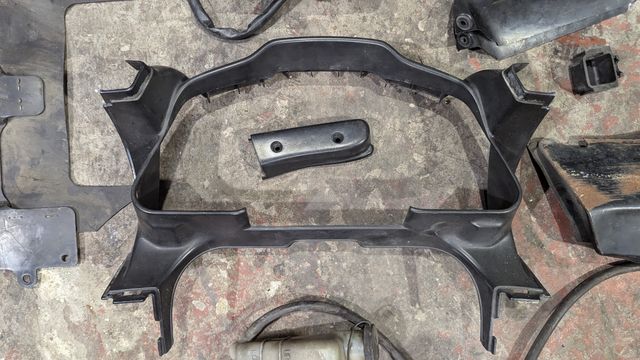 Lote Honda VFR750 RC36