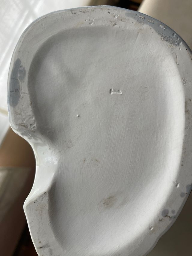 Jarrón tipo Lladró numerado en la base