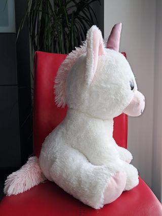 Unicorno peluche occhioni grandi