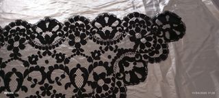 Antigua mantilla de blonda.