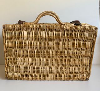 Cesta da picnic in vimini