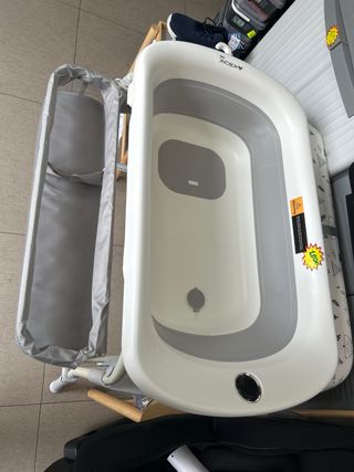 Bañera portátil 2 en 1 con cambiador para bebés y