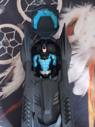 Coche y muñeco de Batman
