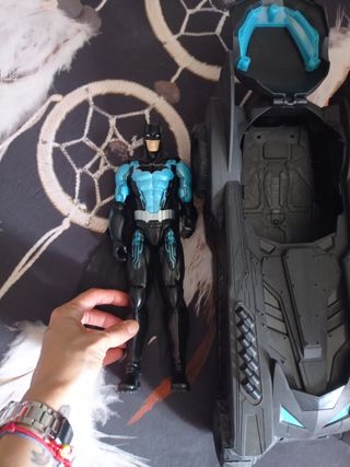 Coche y muñeco de Batman