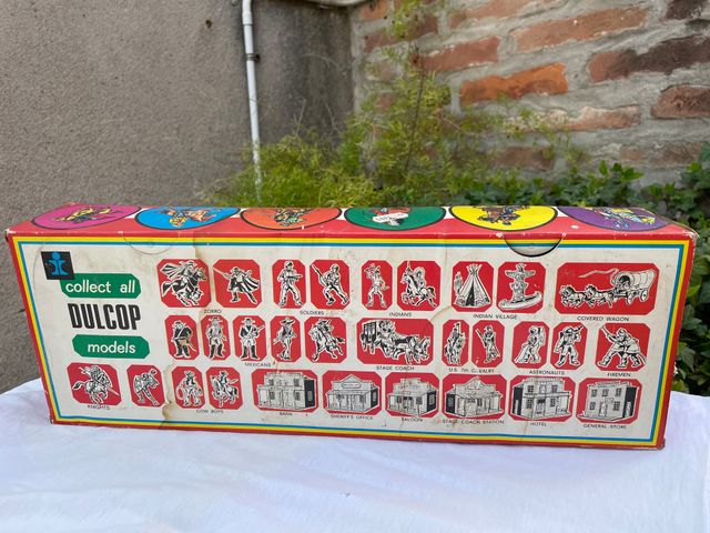 Scatola Dulcop "nordisti e sudisti" anni 80