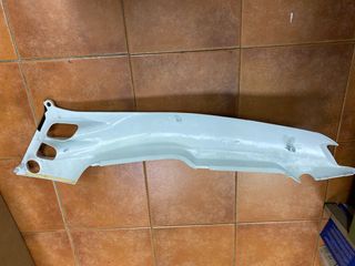 Tapa lateral izquierda Honda CBR600F 1996