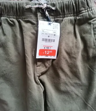 Pantalón Zara
