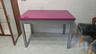 Mesa cocina cristal extensible rosa