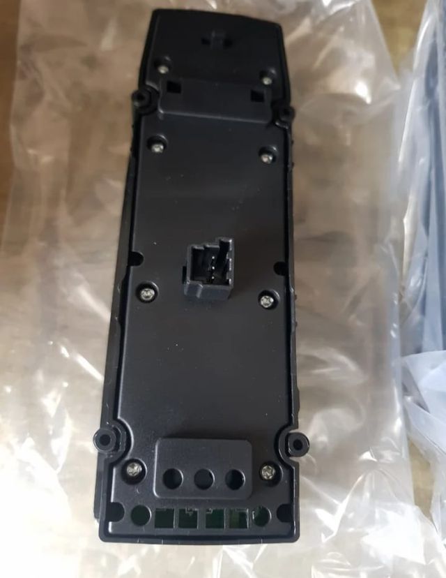 Botonera ventana mercedes W204