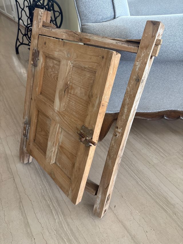 Ventana antigua madera