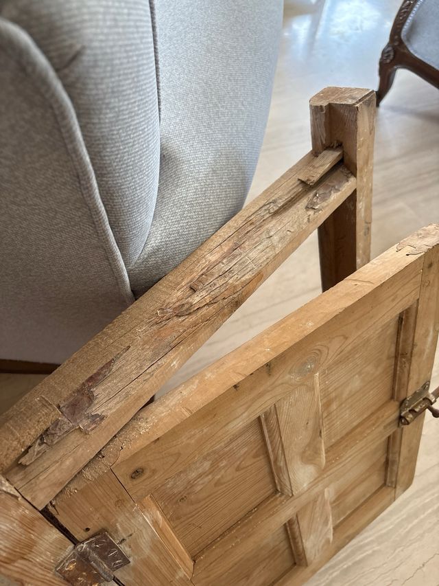 Ventana antigua madera