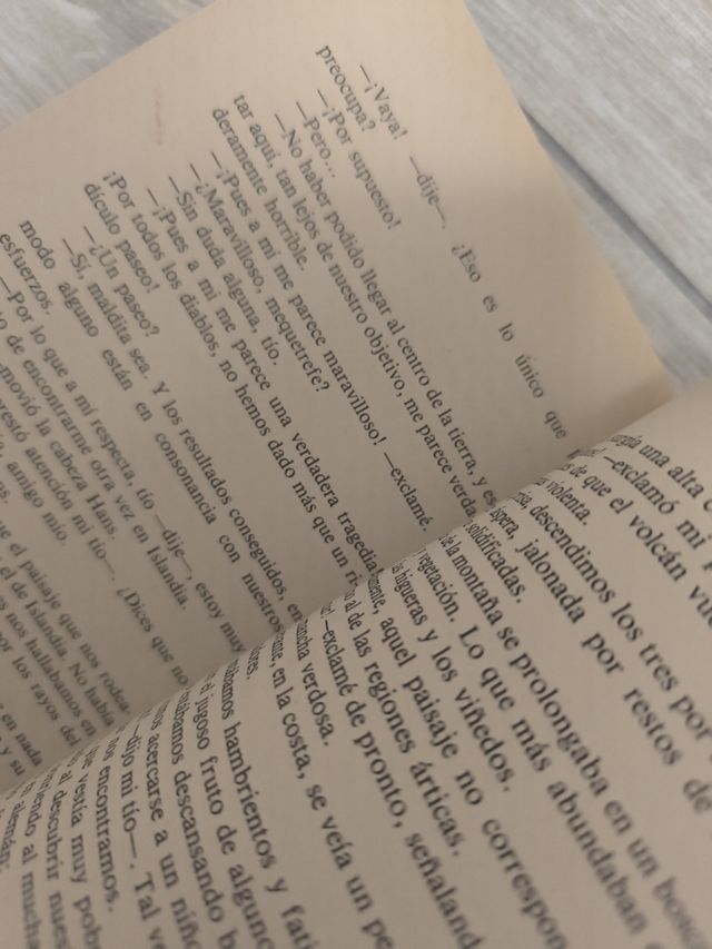 Libro viaje al centro de la tierra