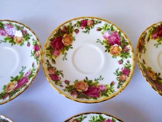6 platos de 14 cm Royal Albert Old Country Roses