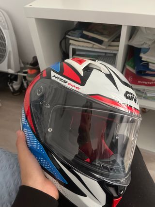 Casco givi hombre