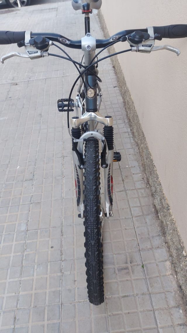 Bicicletta da MTB americana