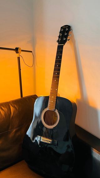 GUITARRA ACÚSTICA SQUIER BY FENDER SA105