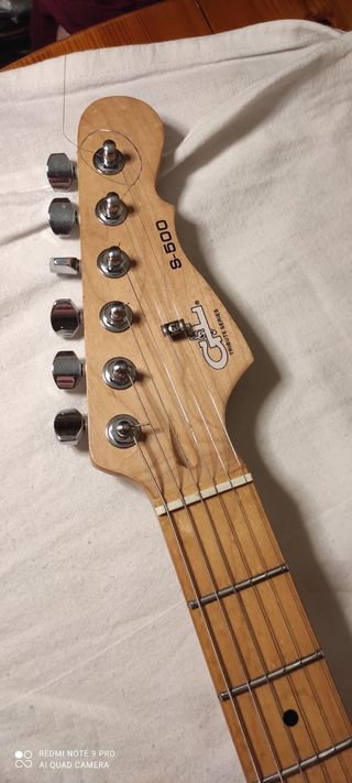 STRATOCASTER GL tributo