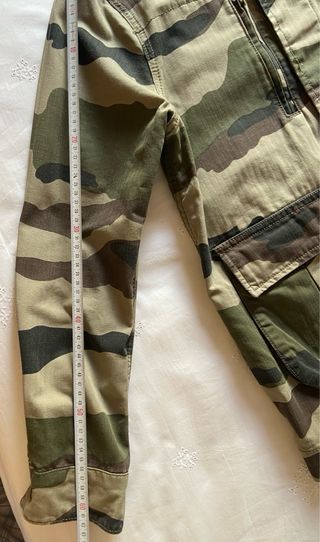 CHAQUETA DE MUJER CON LENTEJUELAS Y ESTAMPADO