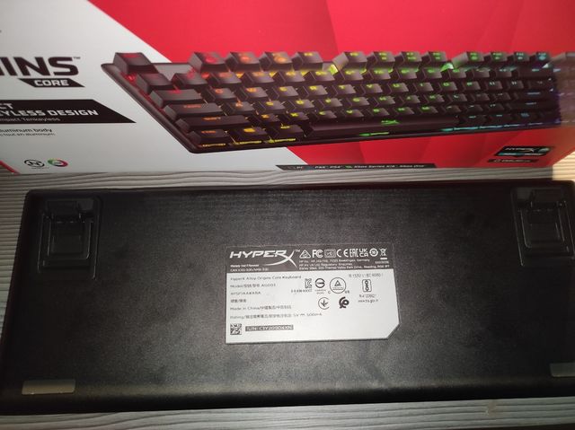 Teclado hyperx alloy origins core