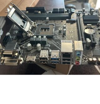Placa base Gigabyte H310 LGA 1151 No funciona