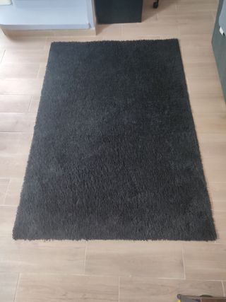 Alfombra negra