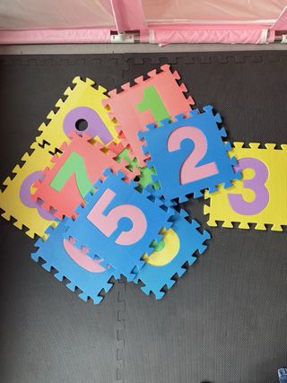 Puzzle/ suelo gimnasio bebes.