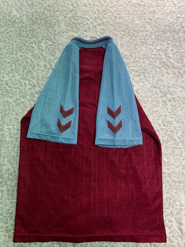 Camiseta Aston villa football club /vintage/.