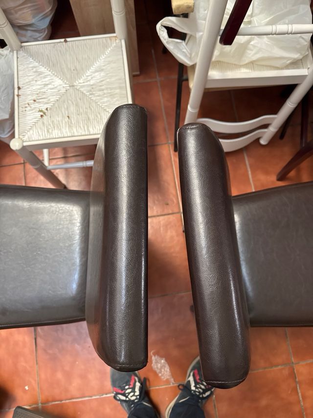 Silla salon polipiel chocolate