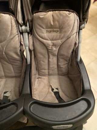 Passeggino leggero gemellare peg perego aria