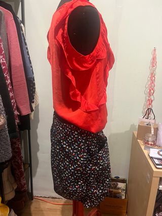 Falda corta sexy y elegante