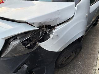 Iveco eDaily L3H3 2.3 GOLPE FUERTE EN TECHO