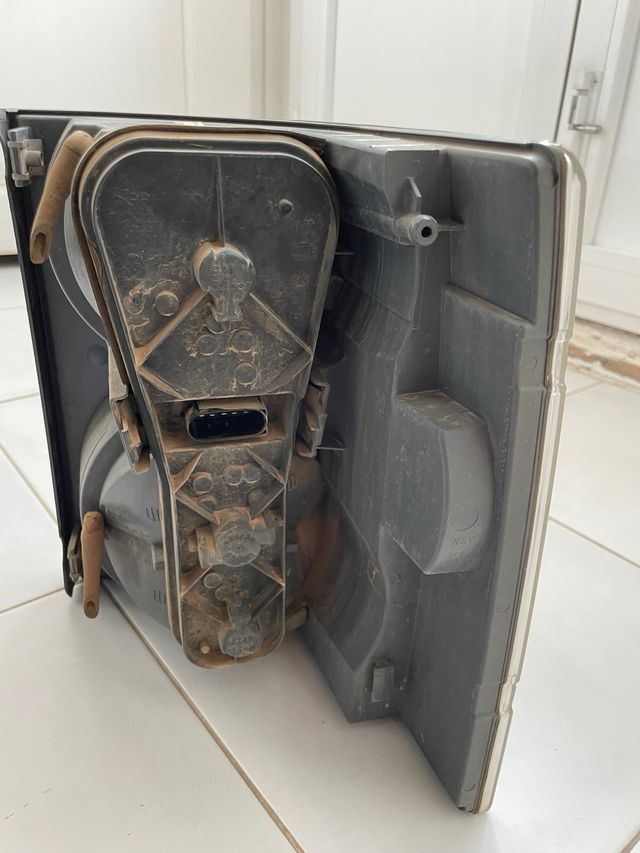 Piloto trasero Land Rover Range Rover 2003