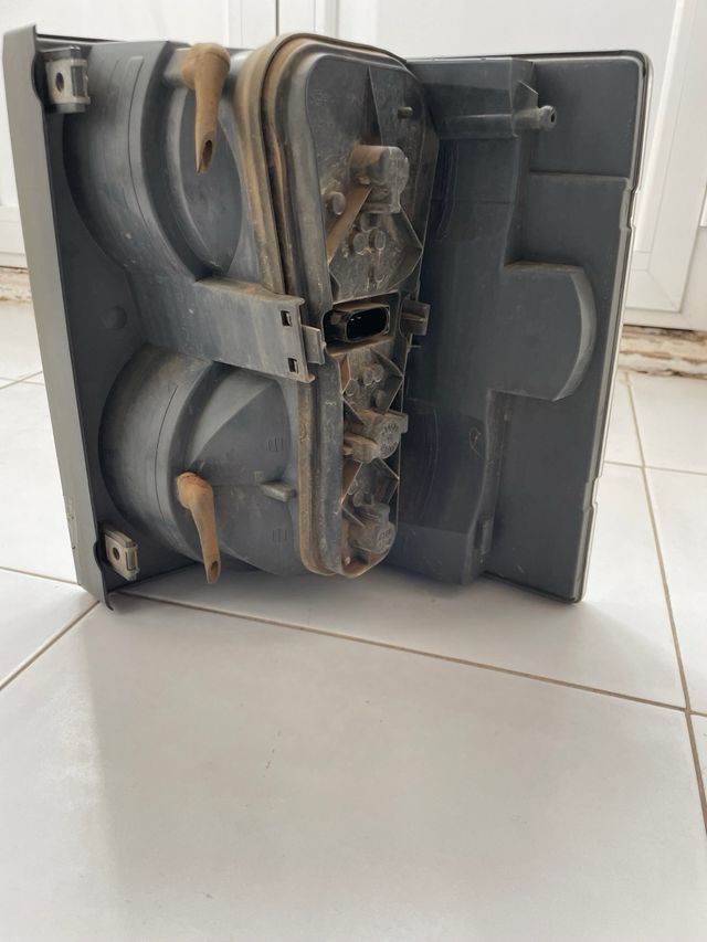 Piloto trasero Land Rover Range Rover 2003