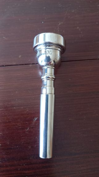 Boquilla trompeta Bach 17 C