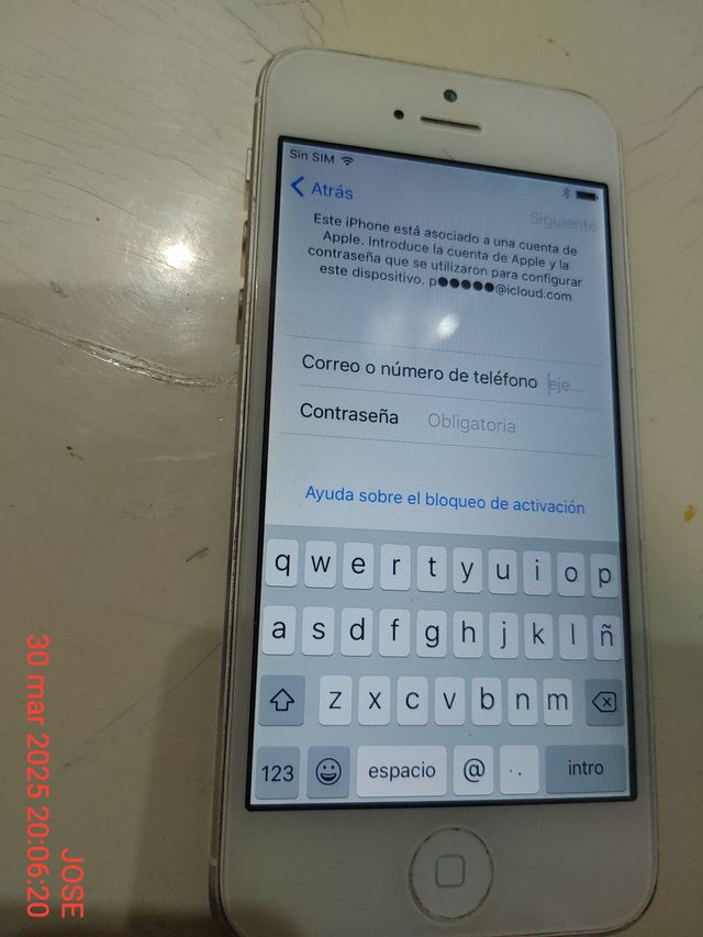 APPLE PHONE 5 - A 1429