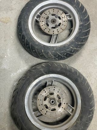 Ruedas de aprila sonic