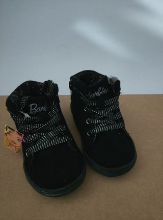 Scarpe bambina tg.22 Barbie nuove 
