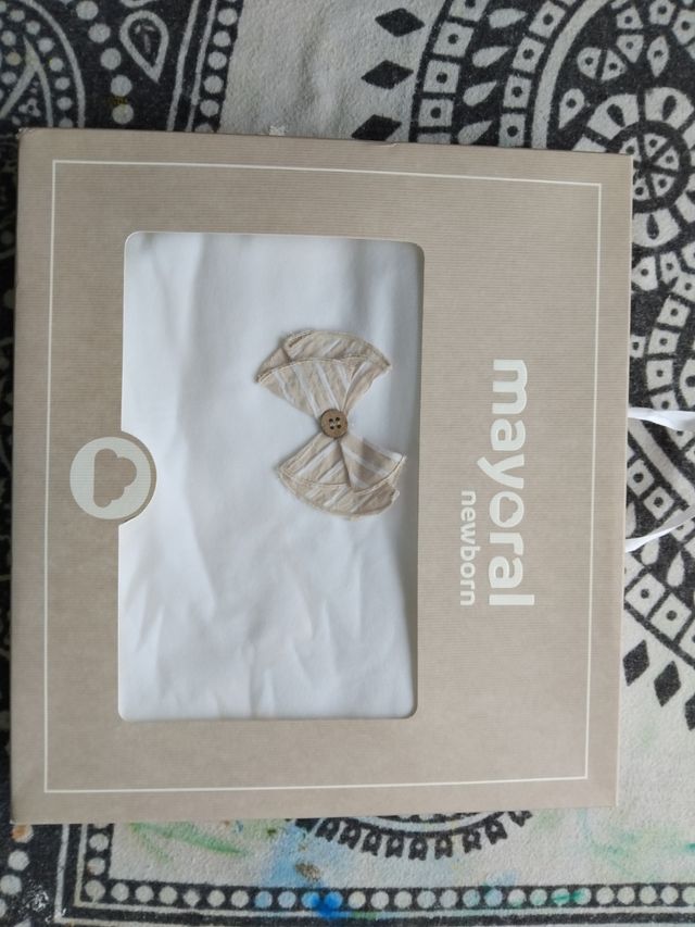 Toquilla o arrullo Mayoral.