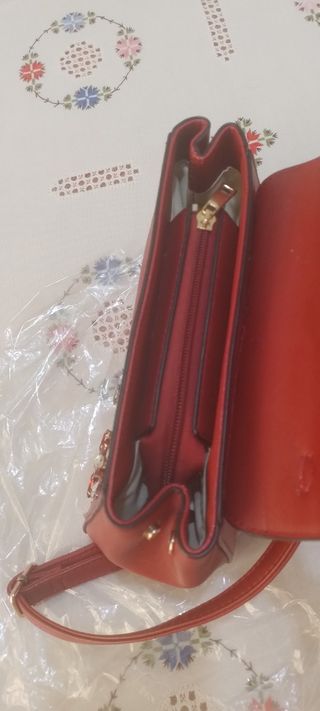 Bolso fiesta burdeos con pedrería 
