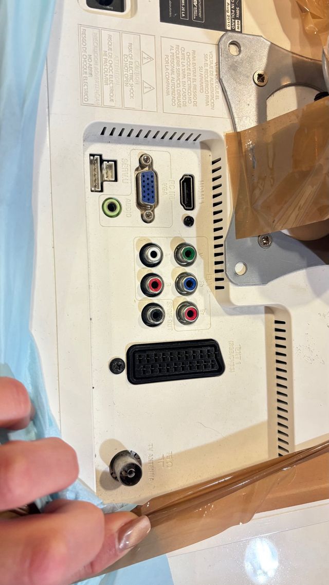 Tv 22” LCD Phillips modelo 22PFL3415H/12