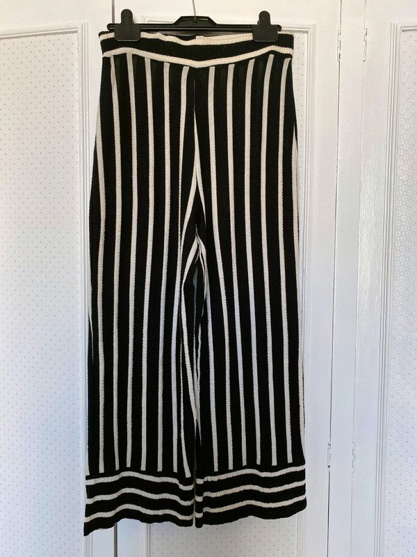 Pantalon rayas Pull & Bear