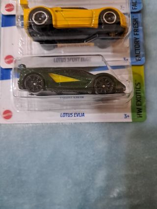 Hot wheels 