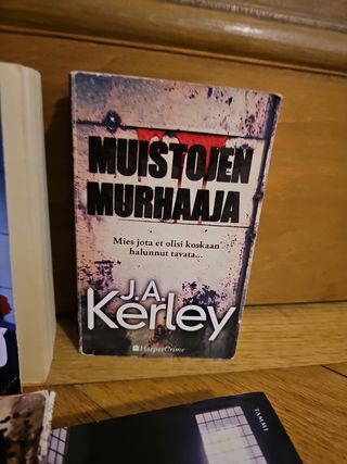 Set di 9 libri in finlandese - Libros en finés