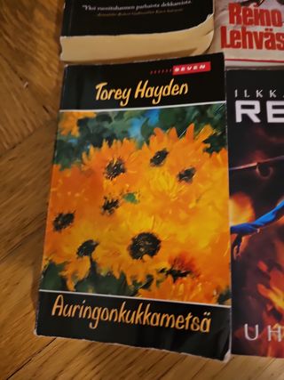 Set di 9 libri in finlandese - Libros en finés